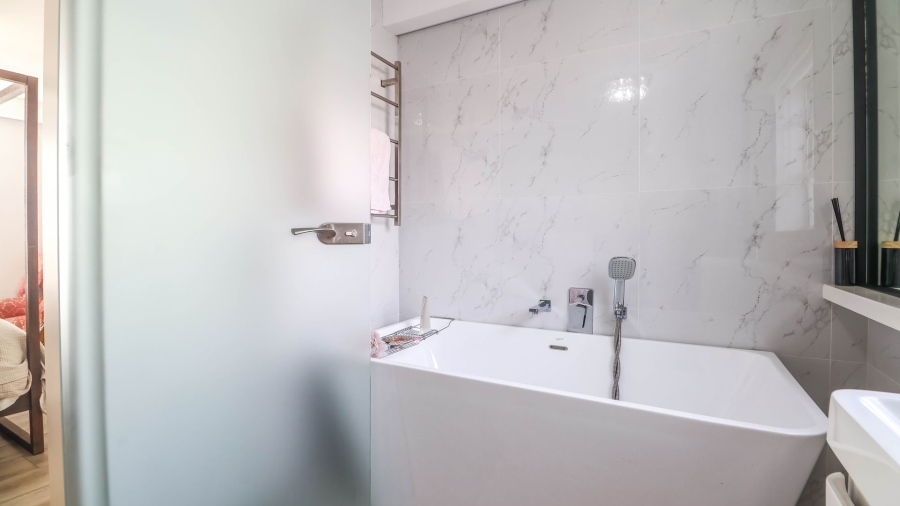 3 Bedroom Property for Sale in Bowtie Western Cape